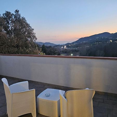 Setteabbracci Suite & Apartments Баронисси Экстерьер фото
