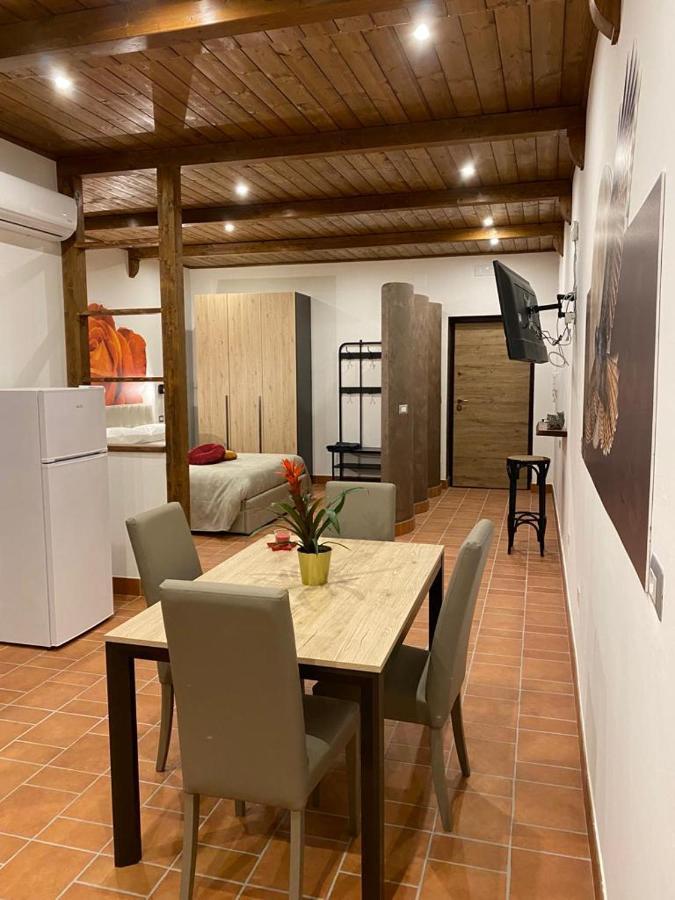 Setteabbracci Suite & Apartments Баронисси Экстерьер фото